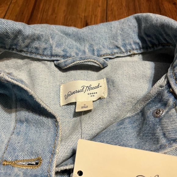 Universal Thread Light Blue Jean Jacket - Picture 3 of 3